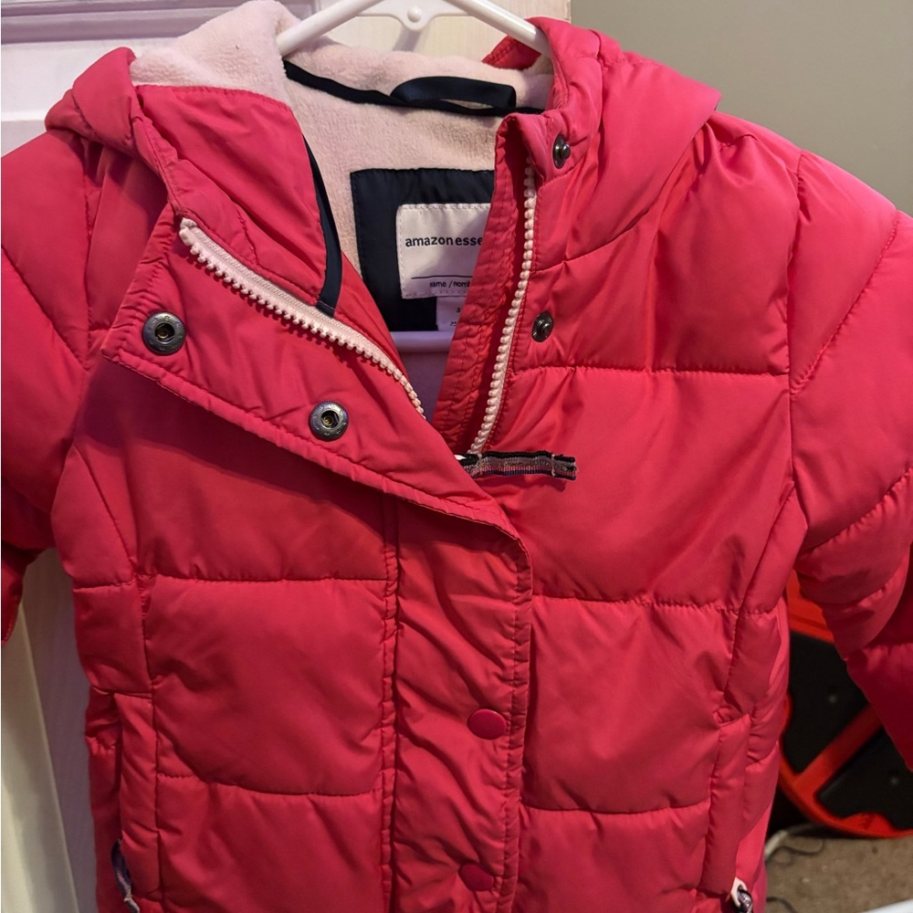 Amazon Essentials Kids Puffer Jacket - Bright Pink